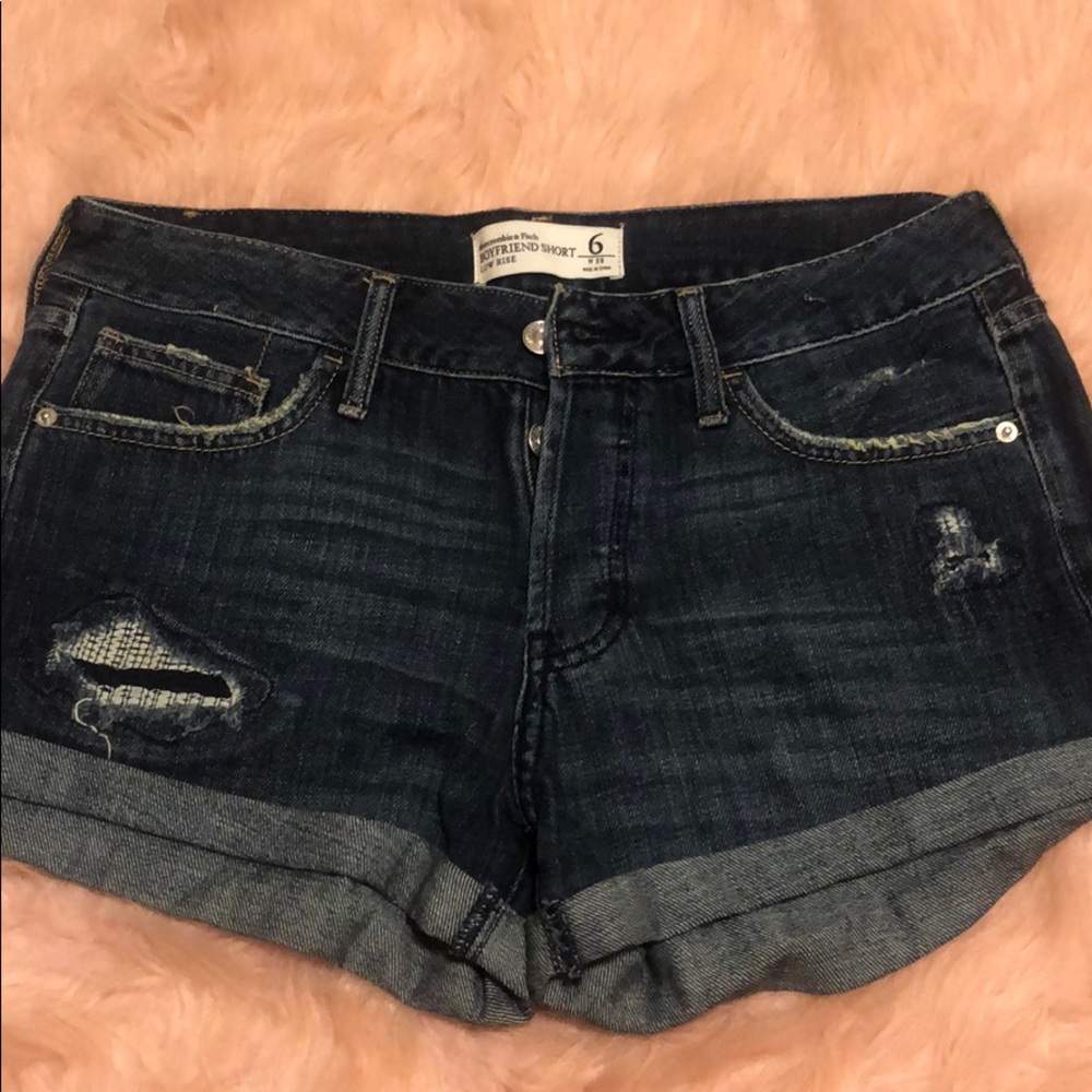 Abercrombie and Fitch boyfriend shorts woman 28